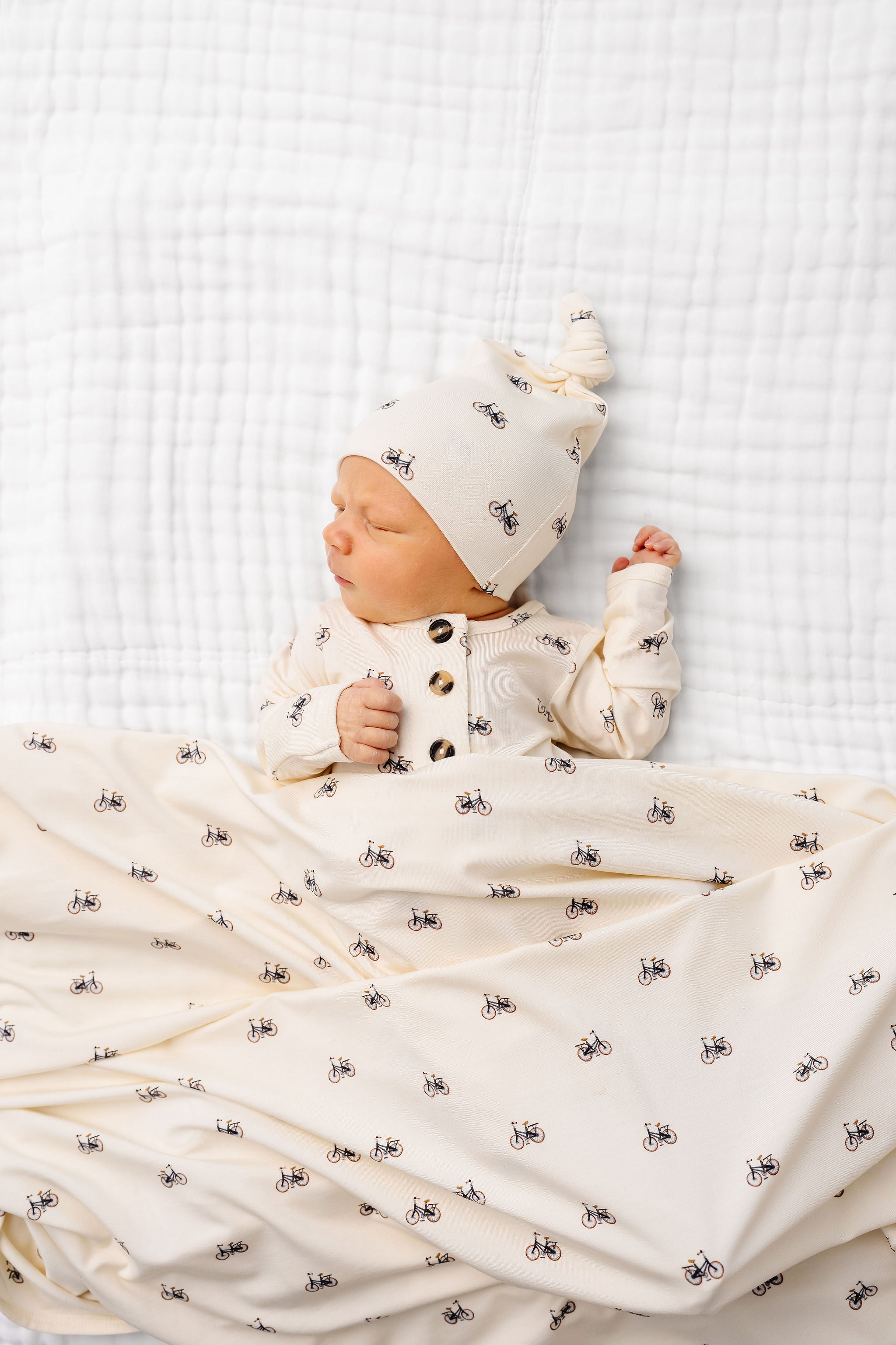 Freddy Newborn Hat Bundle (Top + Bottom)