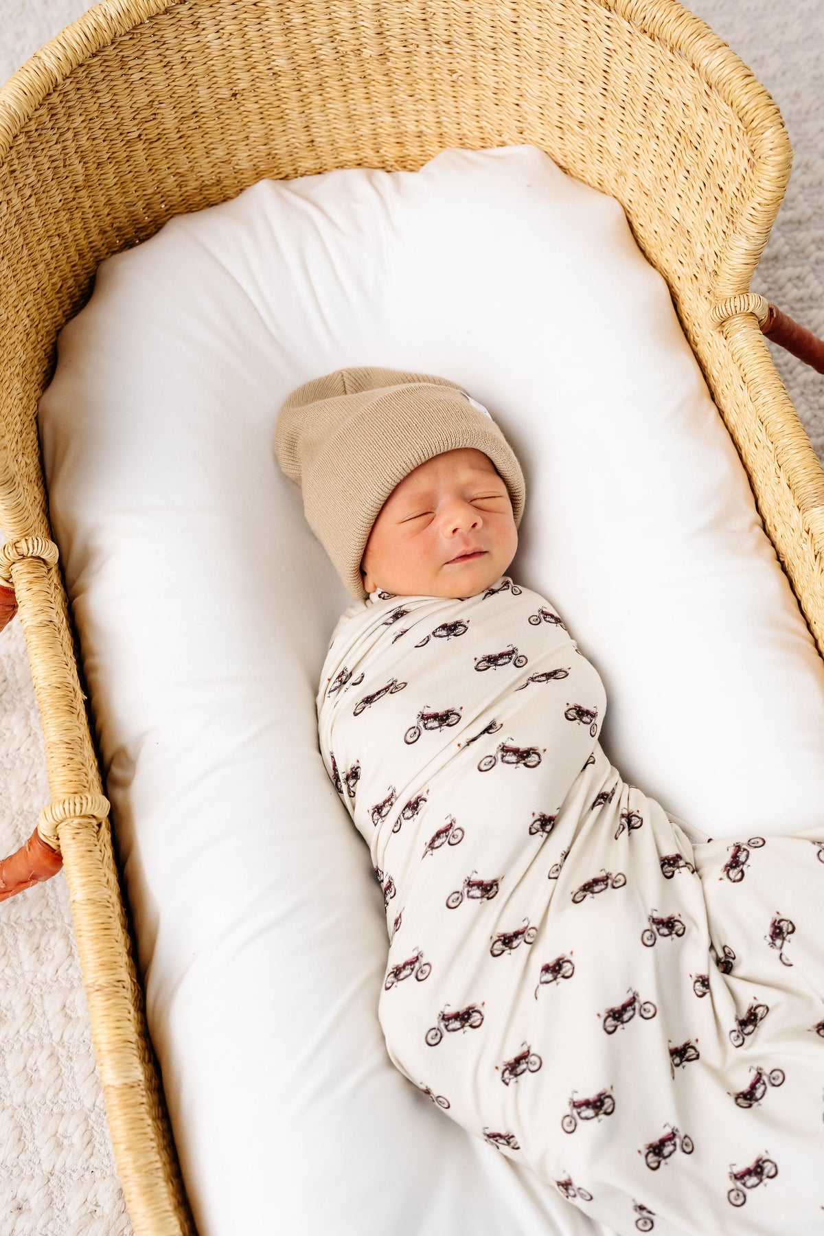 Cruz Newborn Hat Bundle + Top + Bottoms