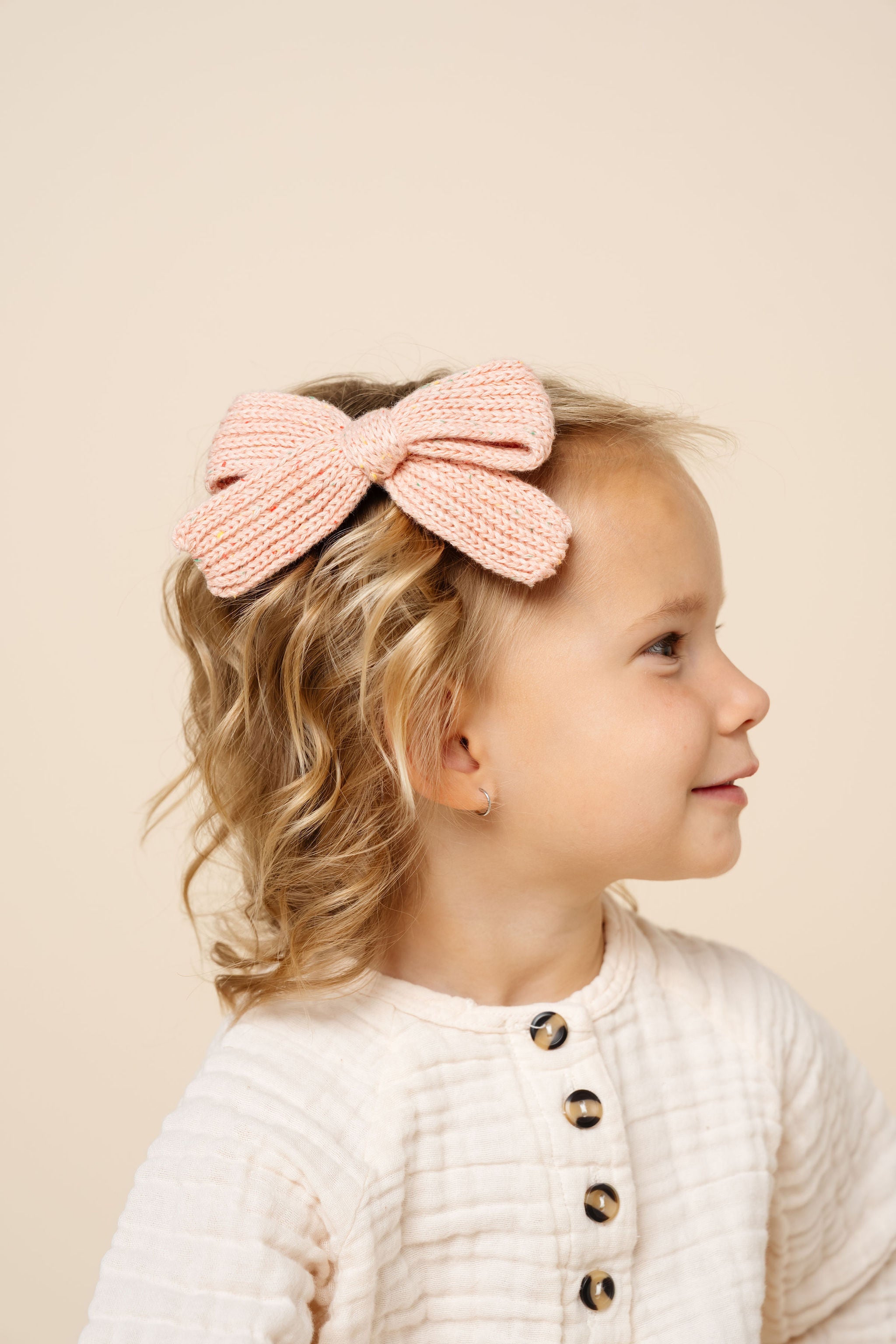 Sweater Bow - Petal Speckle Chunky Knit Clip