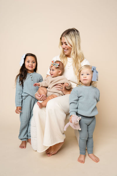 Lou Lou Bow Club Subscription