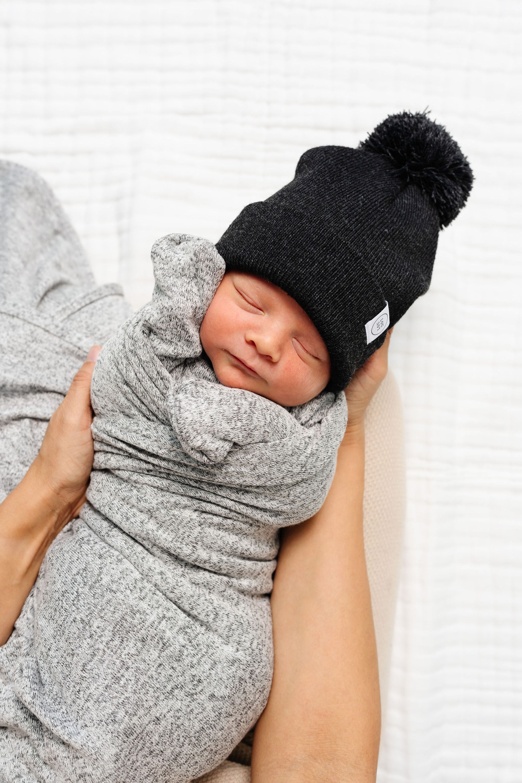 Beanie - Heathered Black