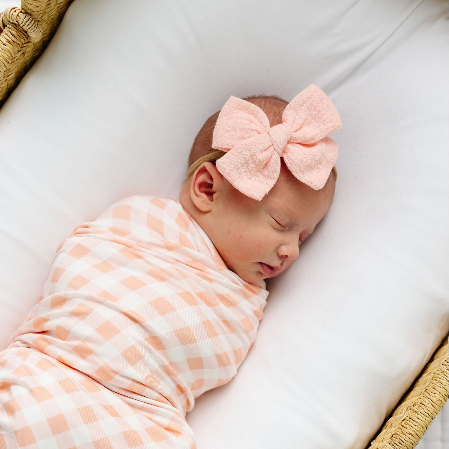 Adventure Bow - Ballet Pink