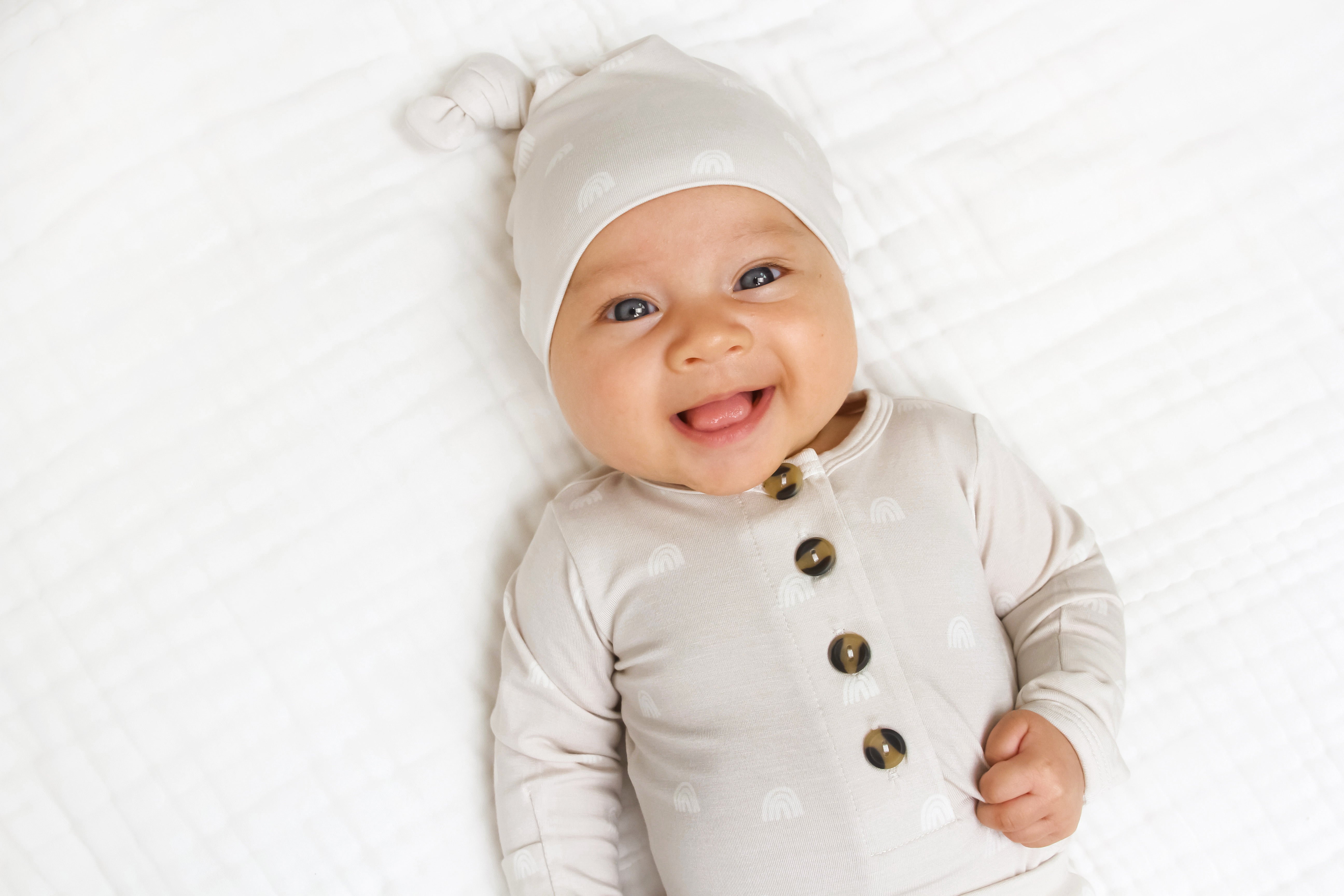 Rae Top Knot Hat