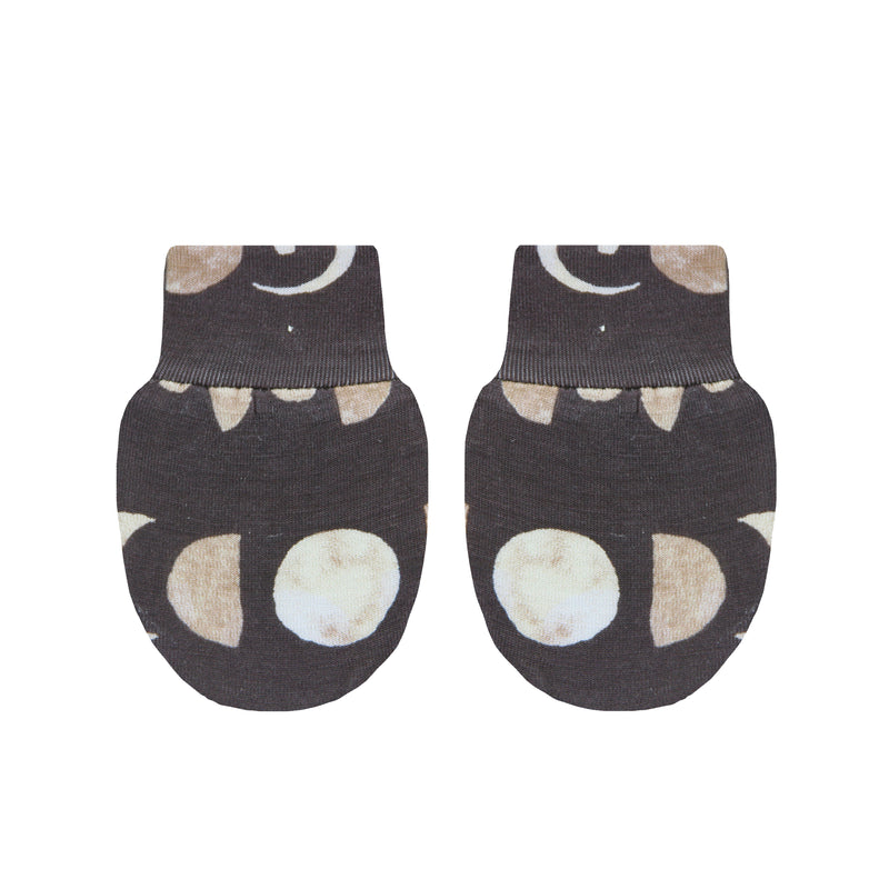 Neil Newborn Hat Bundle (Gown)