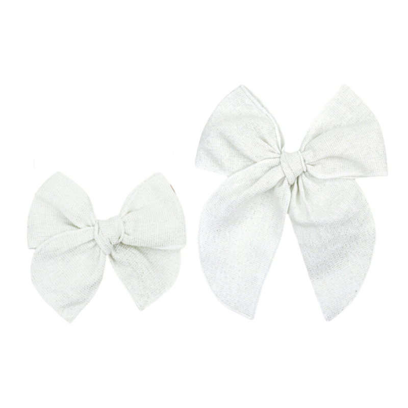December - Heirloom Bow - White Shimmer Clip