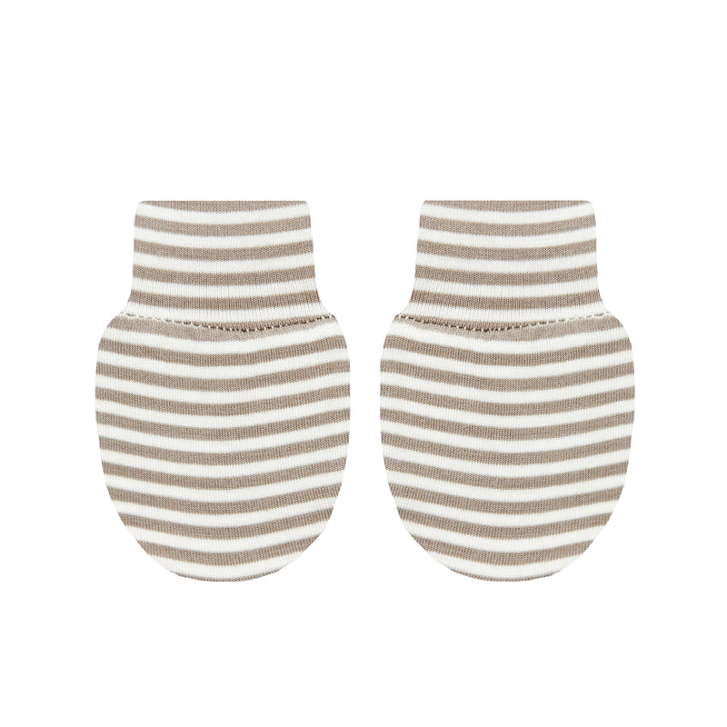 Wesley Newborn Hat Bundle (Gown)