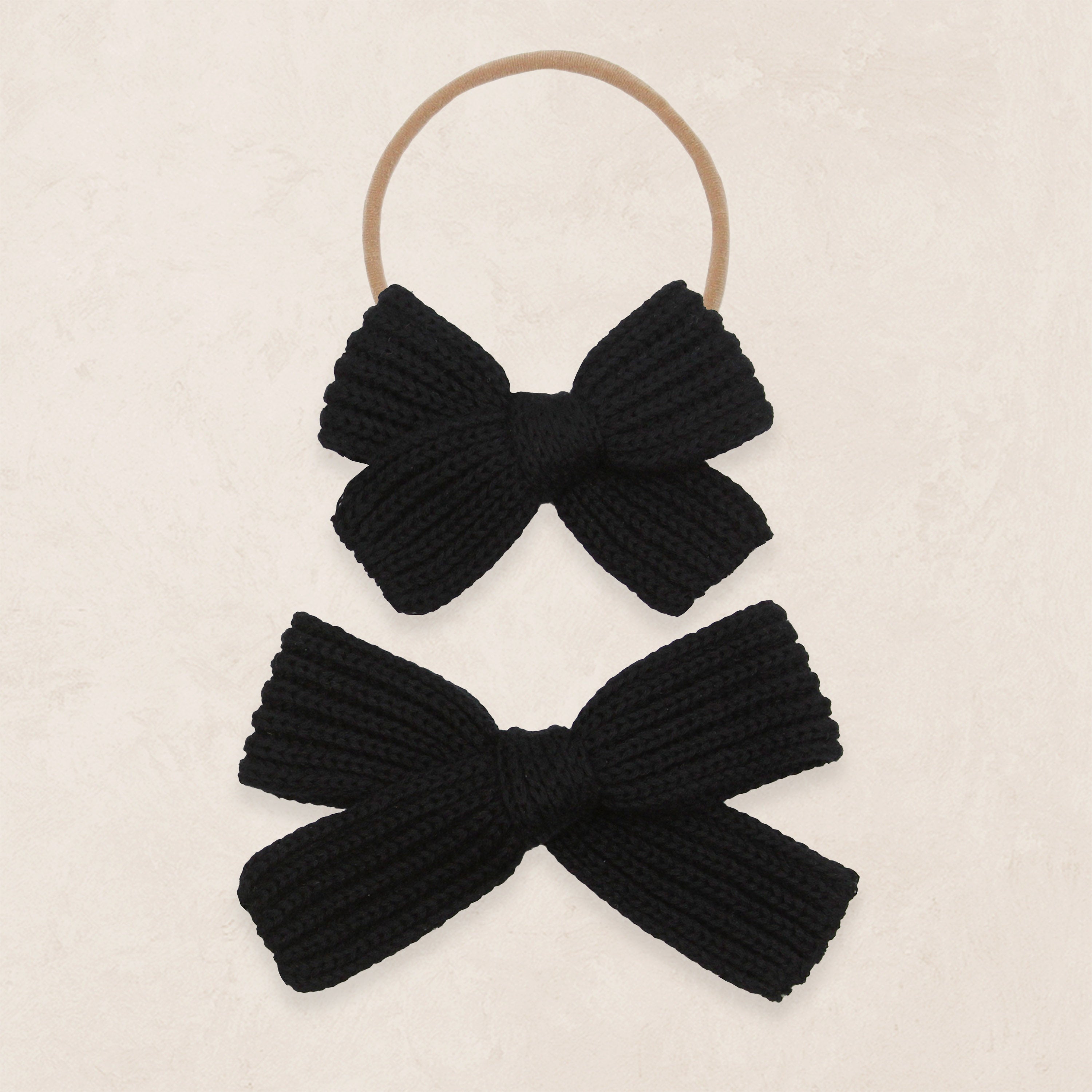 Sweater Bow - Black Chunky Knit