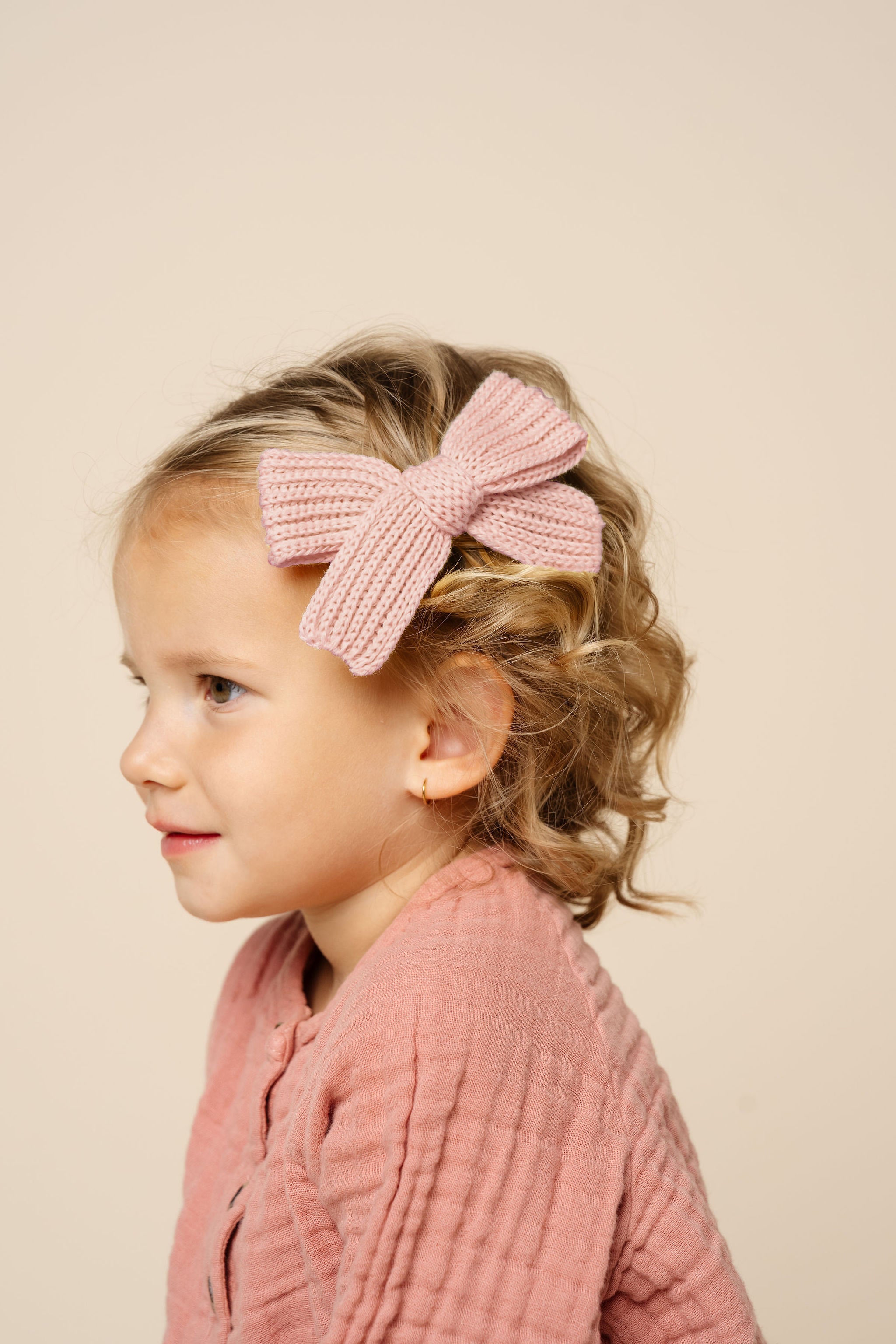 Sweater Bow - French Pink Chunky Knit Clip