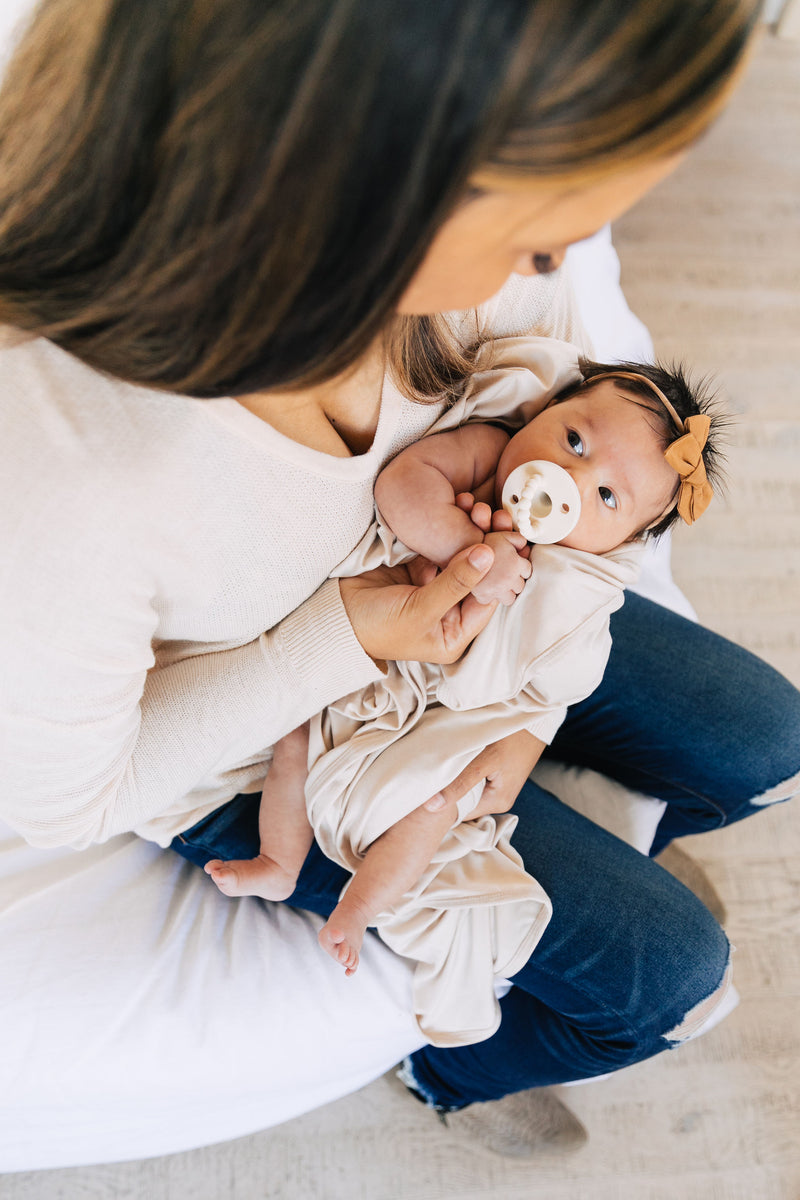 Winnie Newborn Headband Bundle (Gown)