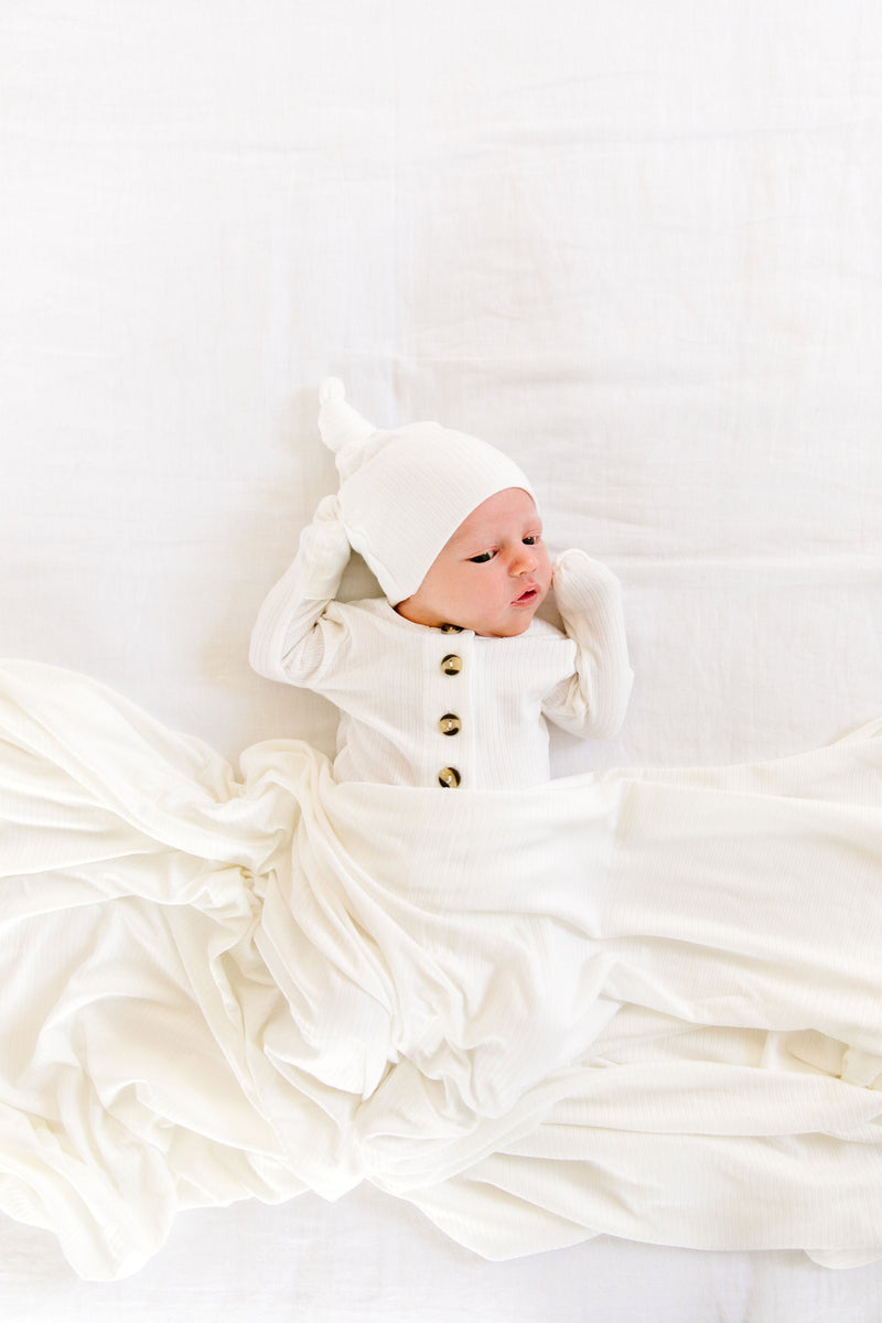 Wren Ribbed Newborn Hat Bundle (Top + Bottom)