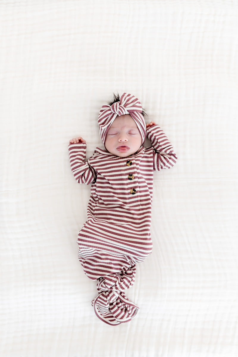 Naomi Ribbed Newborn Hat Bundle (Gown)
