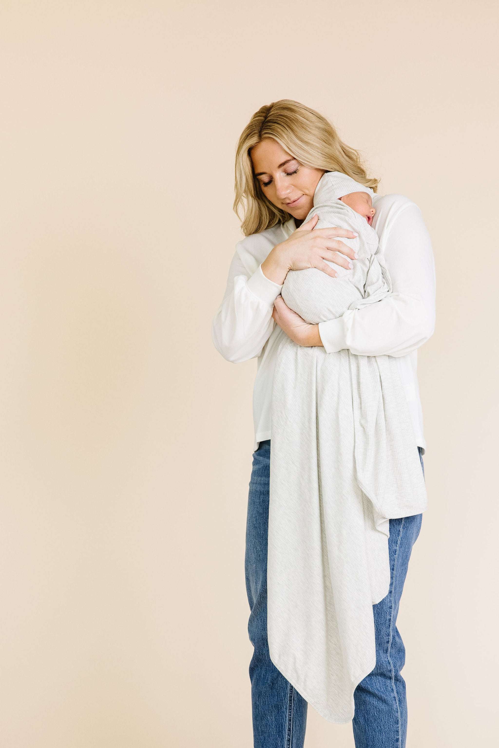 Stevie Ribbed Newborn Hat Bundle (Gown)