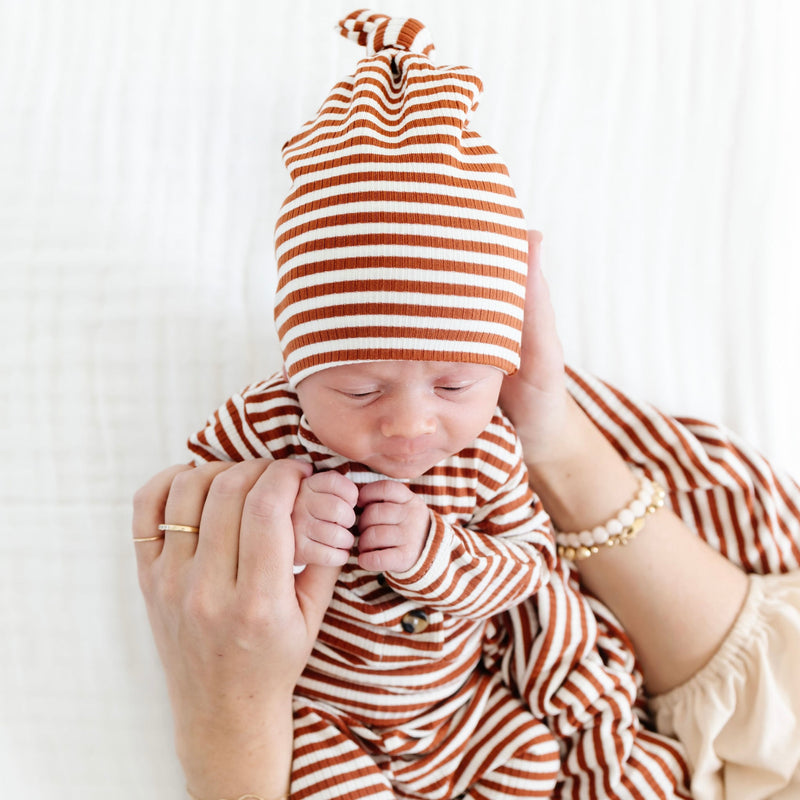 Boston Ribbed Newborn Hat Bundle (Gown)