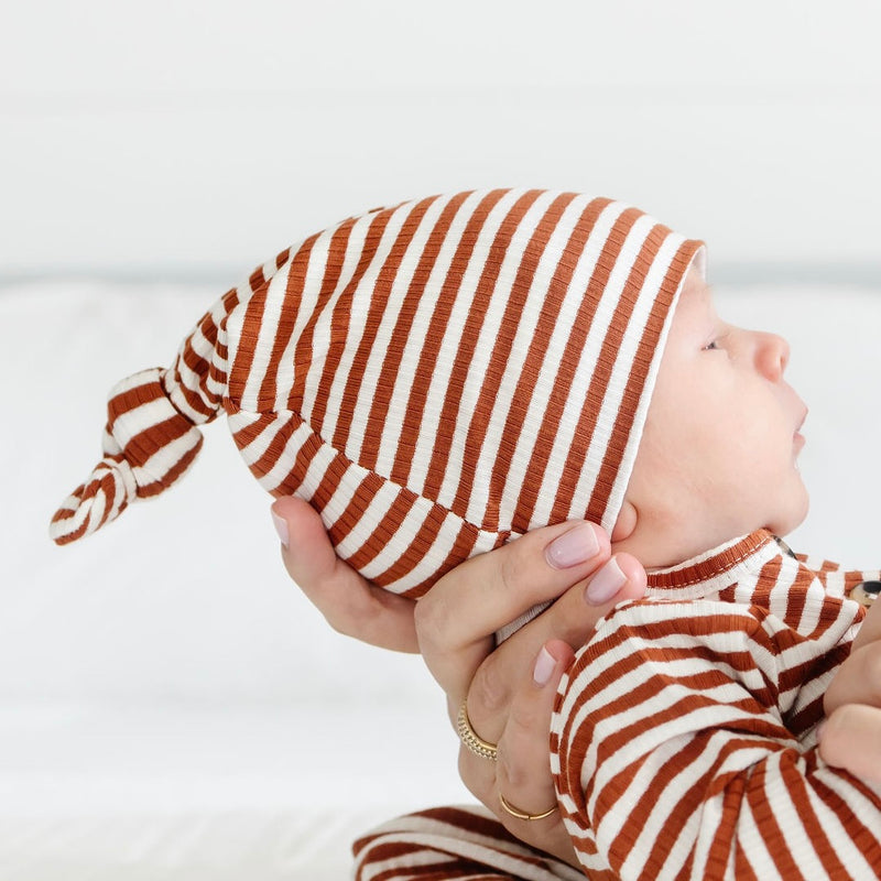 Boston Ribbed Newborn Hat Bundle (Gown)