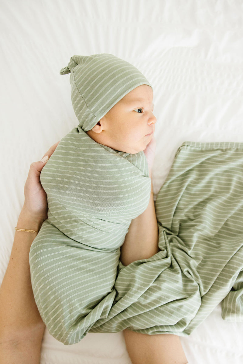 Carson Newborn Hat Bundle (Gown)