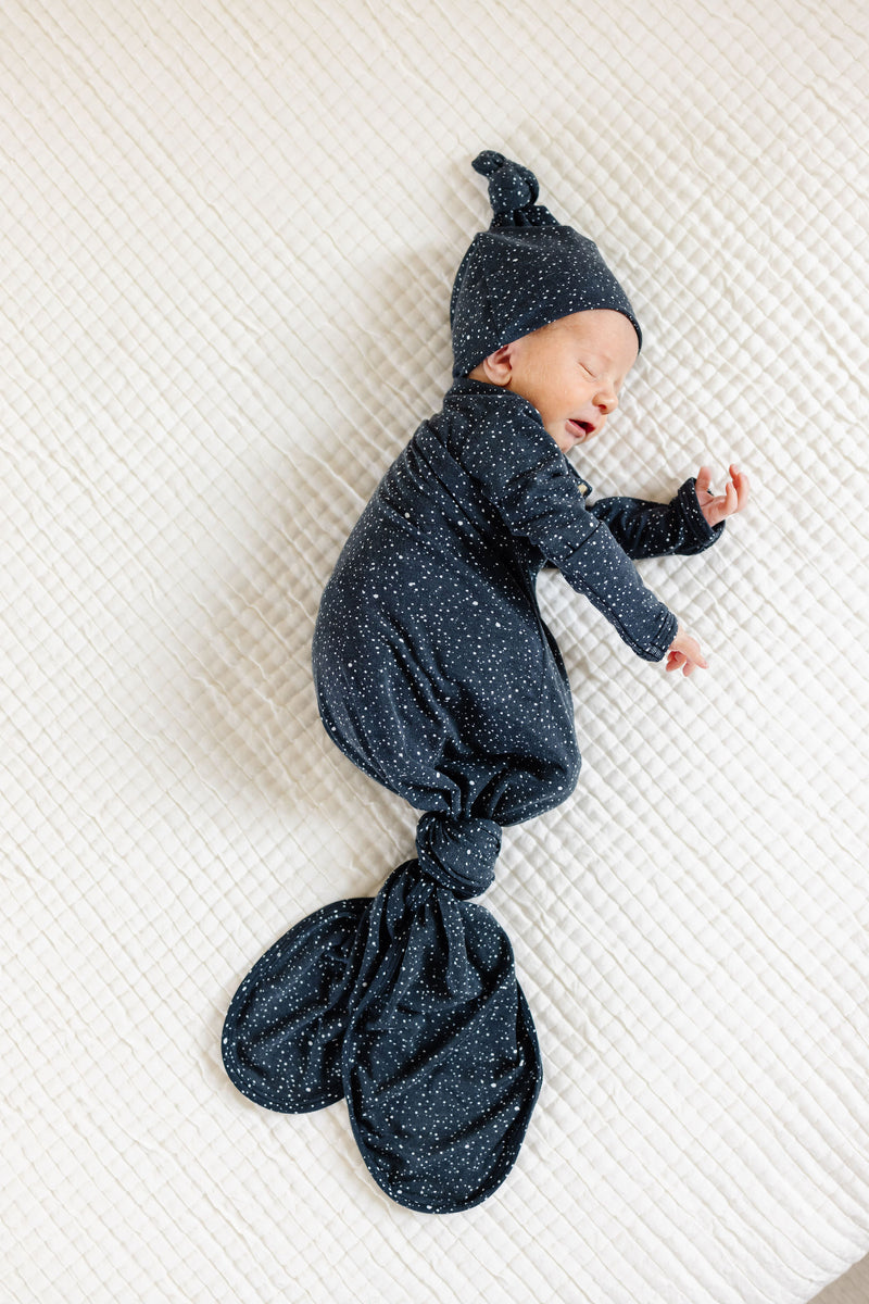Ozzy Newborn Hat Bundle (Gown)