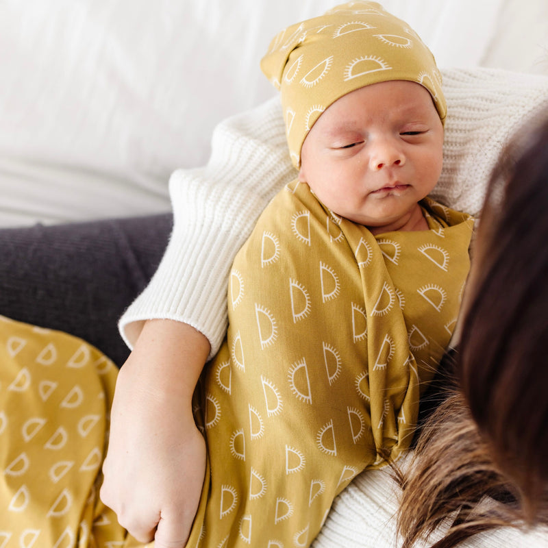 Sunny Newborn Hat Bundle (Gown)