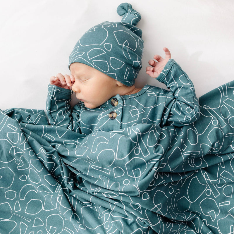 Griffin Newborn Hat Bundle (Gown)
