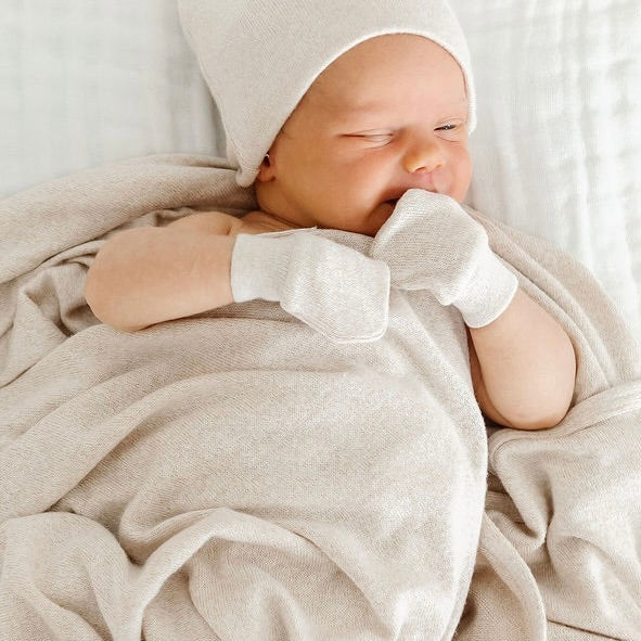 Dakota Plush Knit No Scratch Mittens