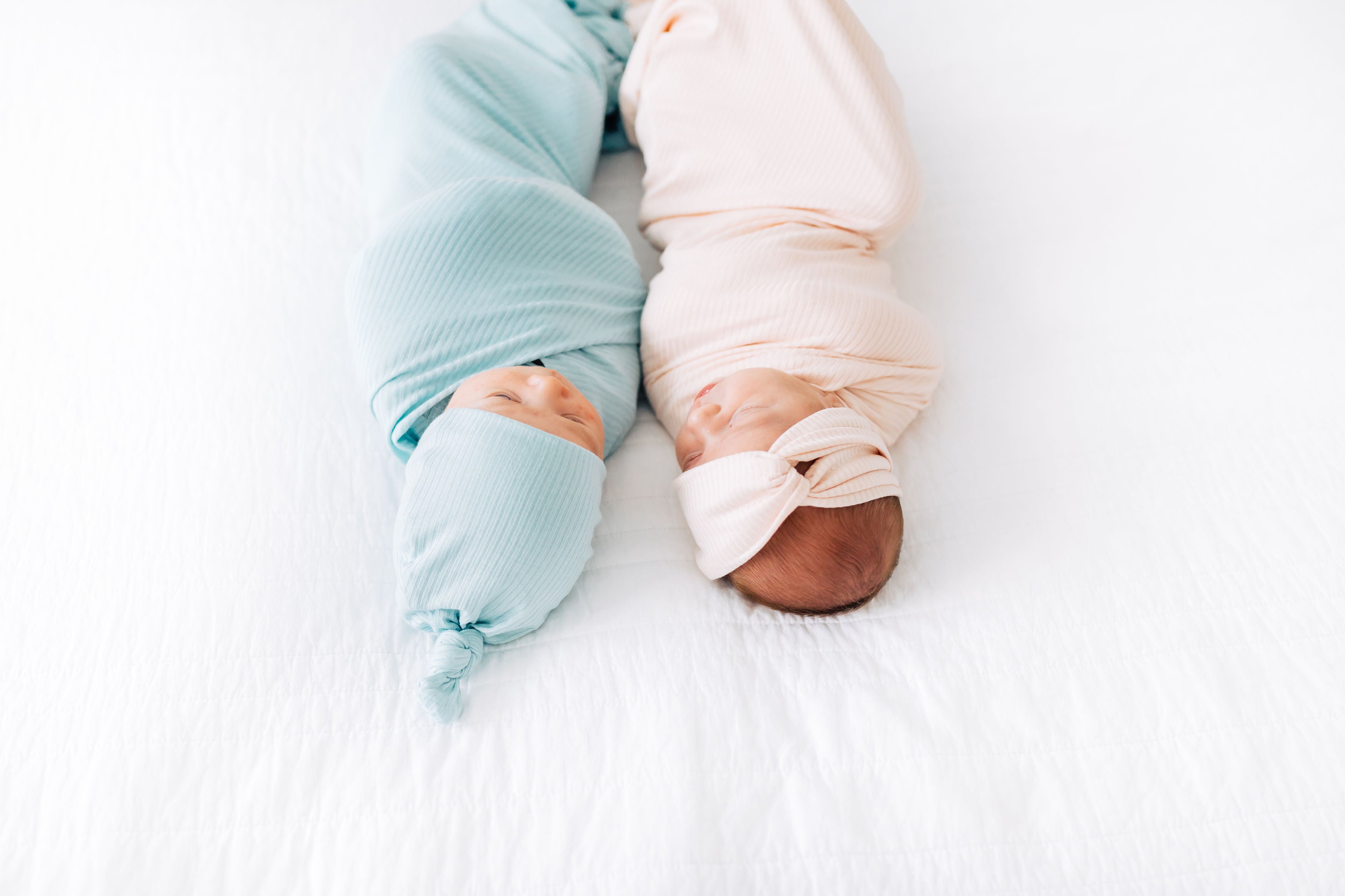 Oliver Ribbed Newborn Hat Bundle (Gown)