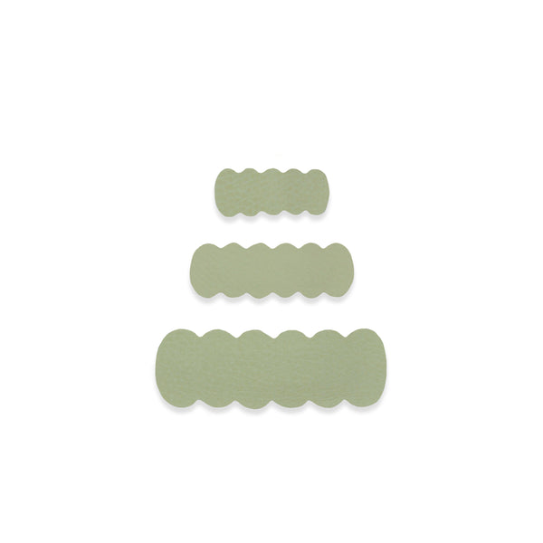 Leather - Laurel Scallop Snap Clip