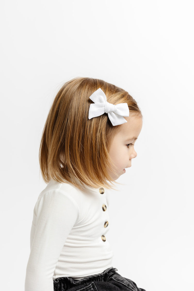 Linen Bow - White Clip