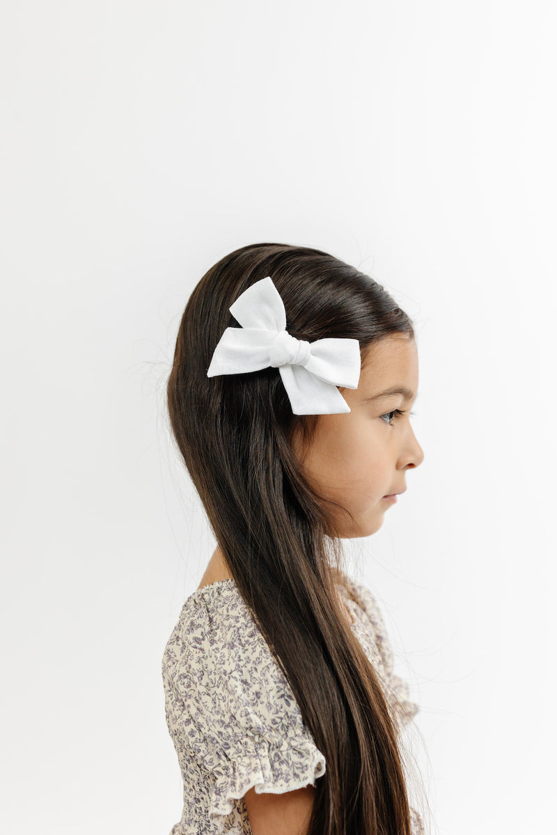 Linen Bow - White Clip