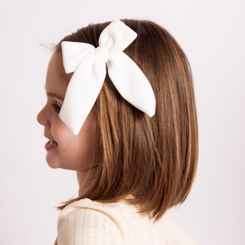 Velvet - Ivory Bow Sash Clip